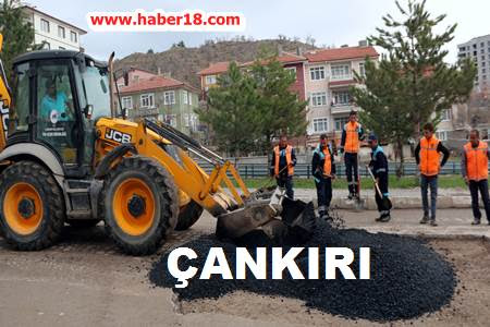 Çankırı Belediyesi 2017’nin İlk Asfaltını Attı