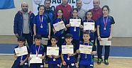 Yıldız Badmintoncularımız Yarı Finalde